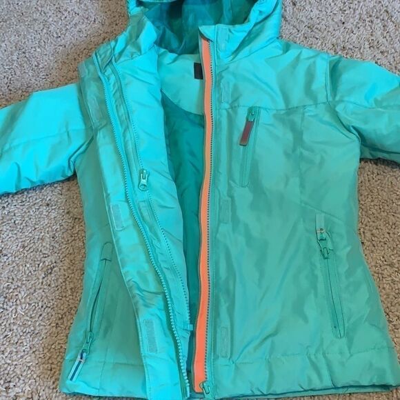 CHAMPION Winter Hood Jacket - Picture 3 of 13